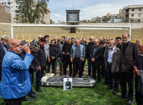 با دستور شهردار تهران؛ فرامرز ظلی در قطعه نام‌آوران آرام می‌گیرد

