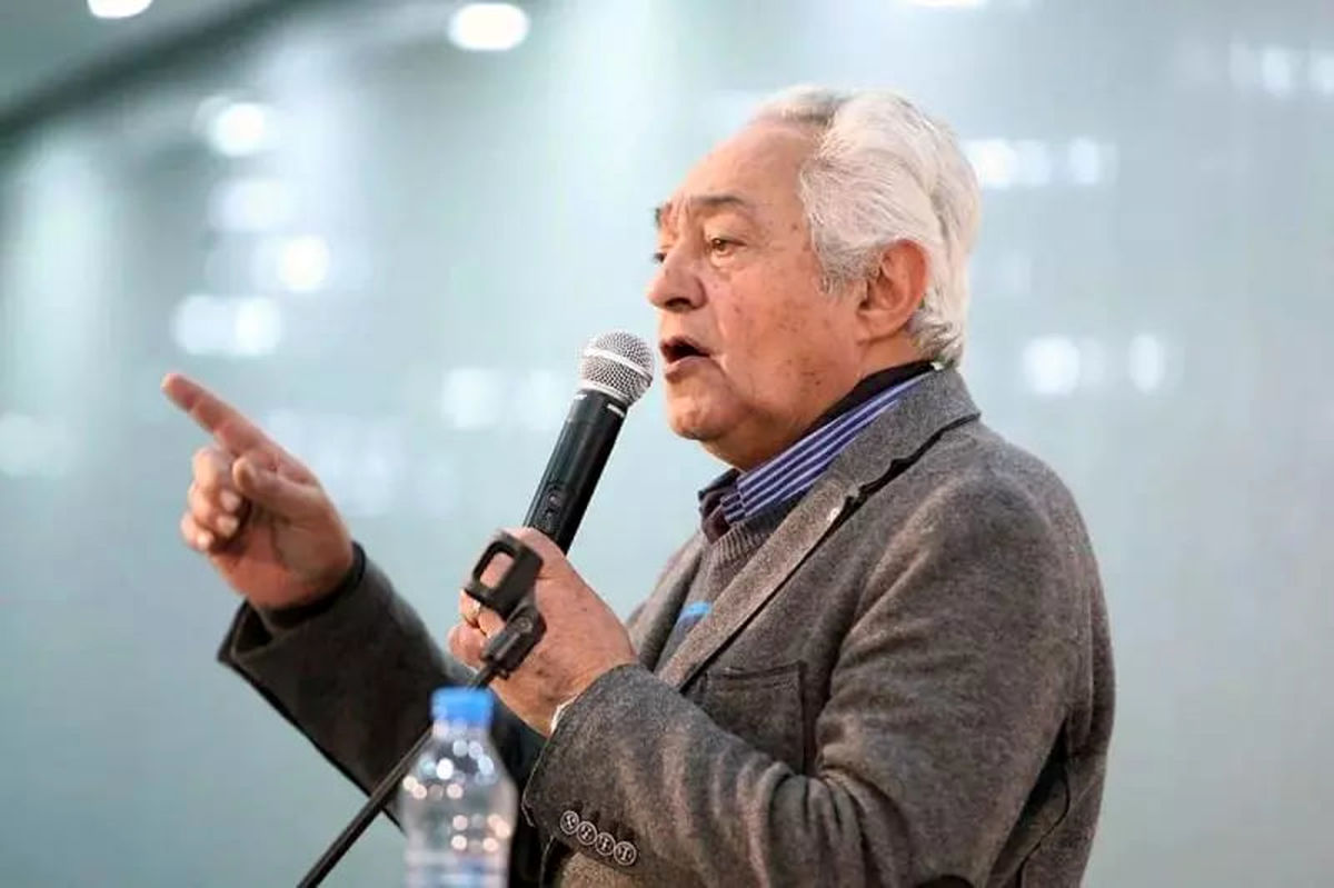 با دستور شهردار تهران؛ فرامرز ظلی در قطعه نام‌آوران آرام می‌گیرد