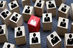 تبدیل وضعیت نیروهای شرکتی بدون واسطه اجرایی می‌شود