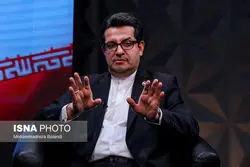 احتمال می‌دهیم آمریکا به‌ بهانه مذاکره برای حمله زمان بخرد
