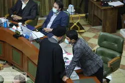 عضو شورا خطاب به شهرداری تهران: این پول‌ها که می‌گیرید برکت ندارد 