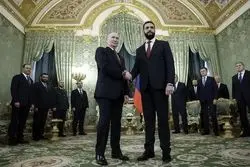 درخواست دمشق از مسکو: «اسد را تحویل بده، پایگاه‌ها را پس بگیر»