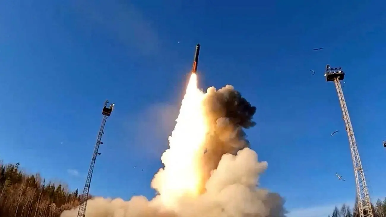 خط‌ونشان پوتین با موشک هسته‌ای مخوف جدید؛ «مرغ طوفان» روسی دفاع ضدموشکی را در هم می‌شکند؟