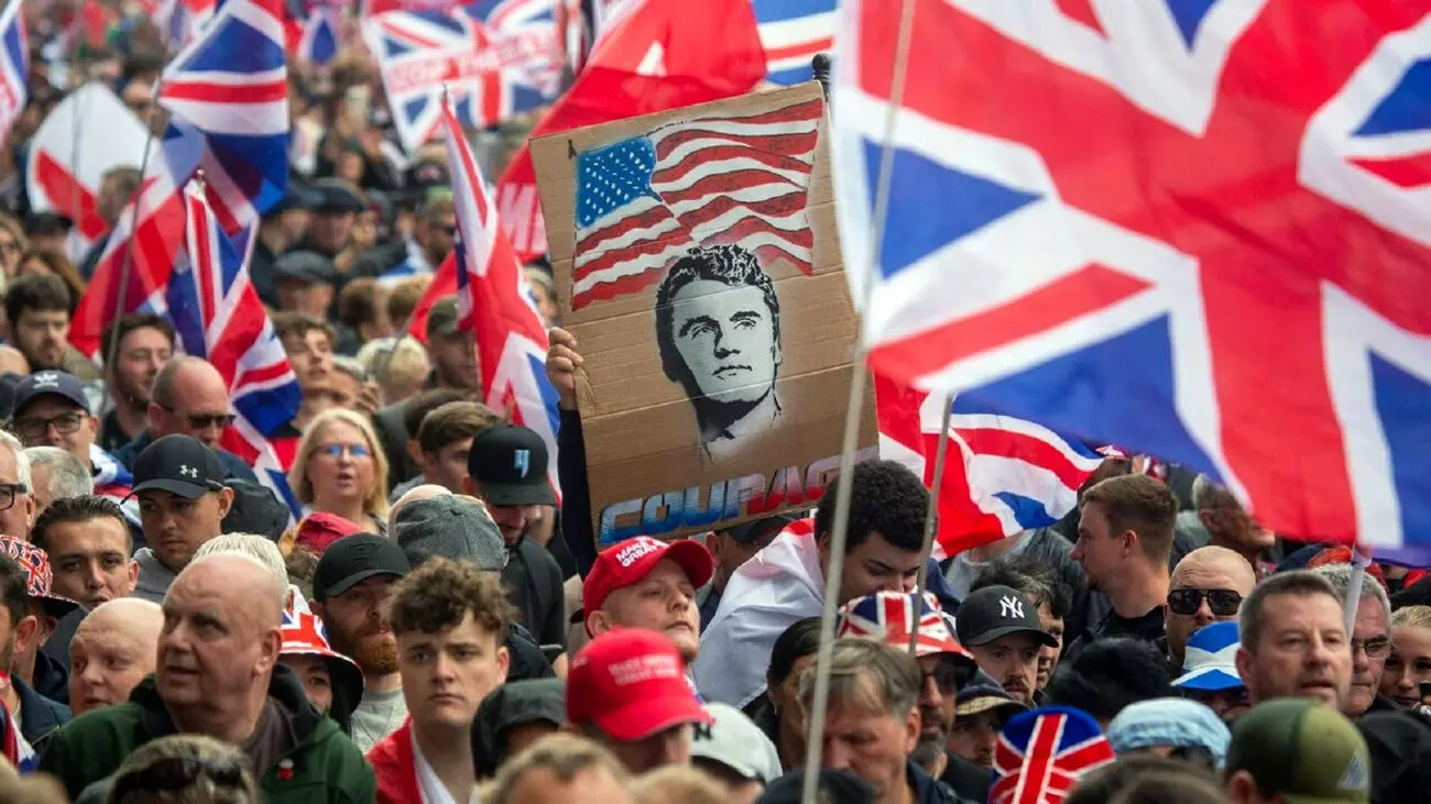 چرا بریتانیا  این همه «ترامپی» شده است؟