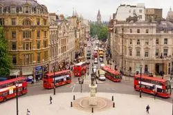 بلومبرگ:مسکن در انگلیس سقوط می کند