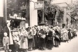 سوسیال‌دمکراسی؛ فریب اقشار فرهیخته