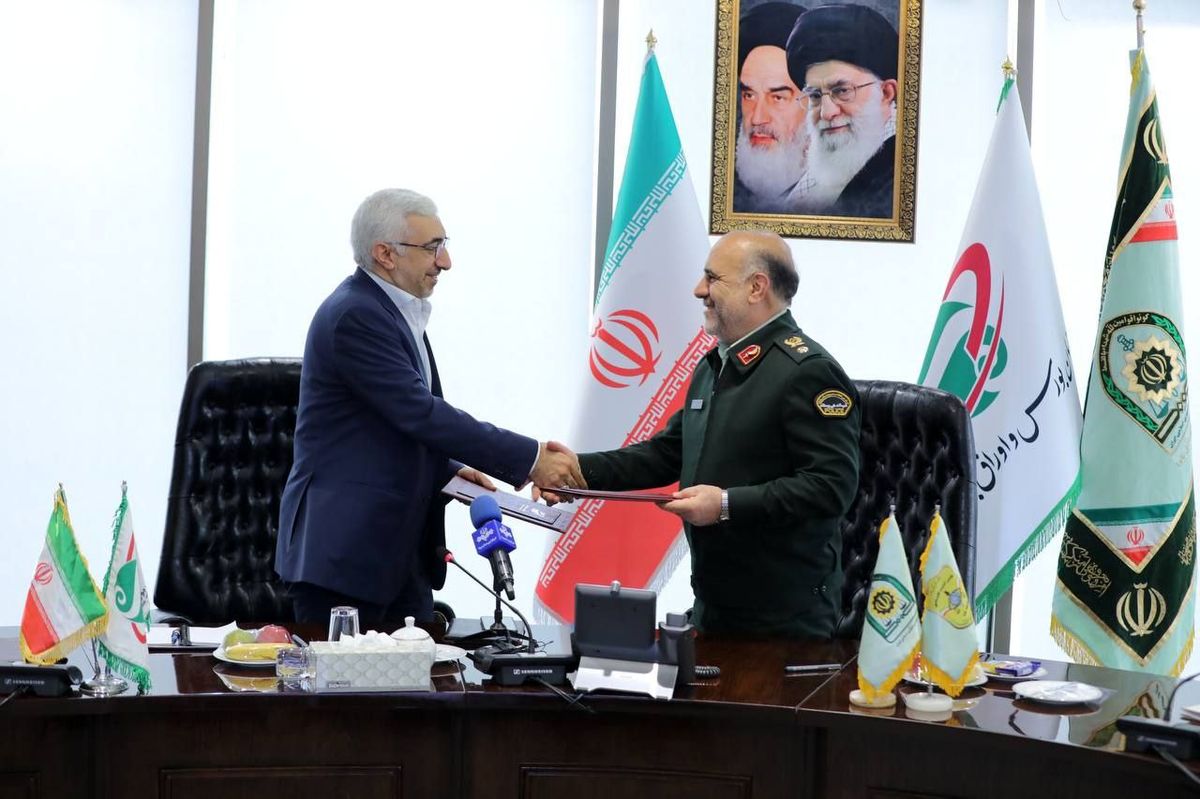پلیس امنیت اقتصادی فرماندهی انتظامی و سازمان بورس تفاهم‌نامه امضا کردند