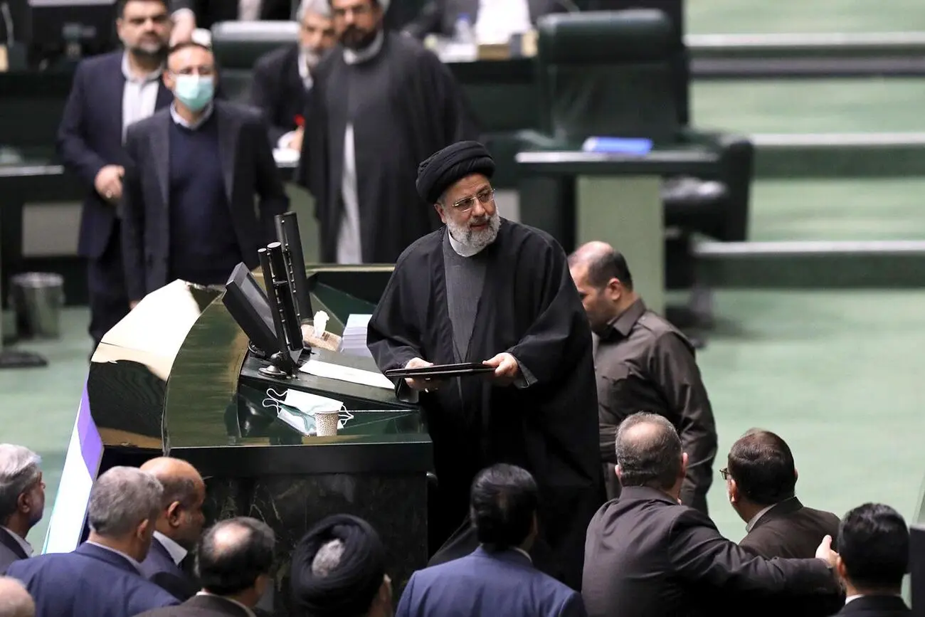 تأثیر تغییرات بودجه 1402 بر شرکت‌های بورس تهران ادامه دارد