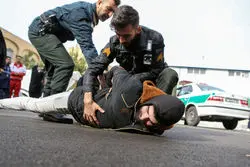 کاهش ۱۸ درصدی جرائم خشن در پایتخت/ برخورد پلیس با افرادی که سلاح سرد حمل کنند