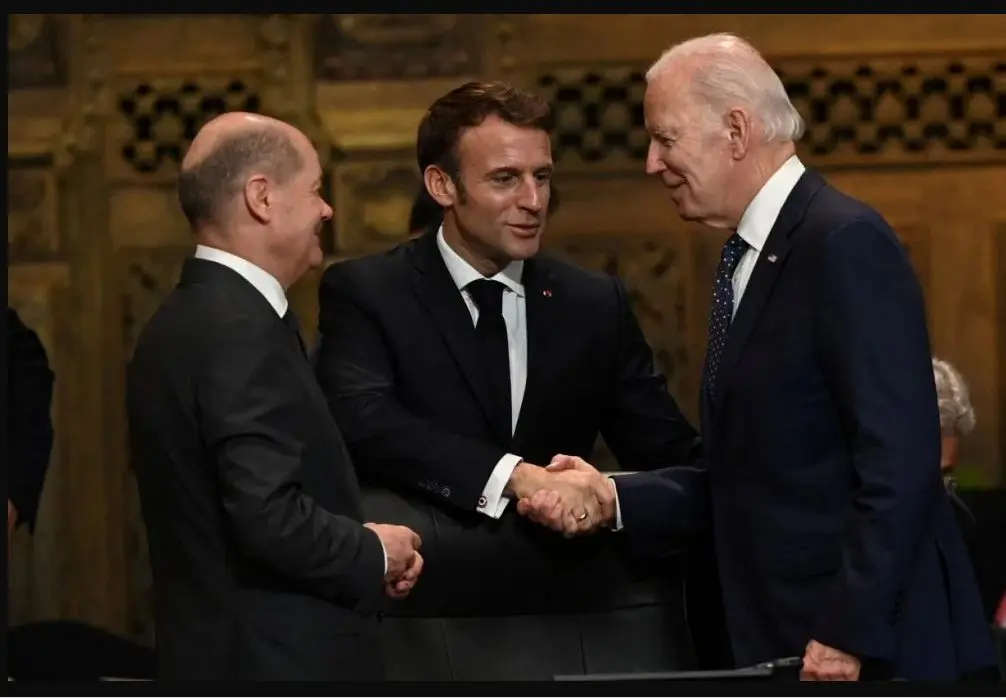 چرا آمریکا باید اروپای قدیم را مهار کند؟ تکرار یک یازی نخ نما شده!