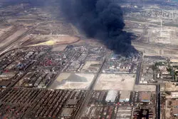 بی‌انضباطی در چینش محموله‌ها؛ دلیل گسترش آتش بندرعباس