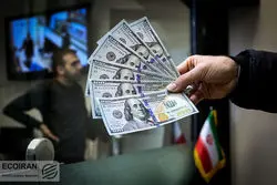تردید در میان معامله گران بورس و دلار 