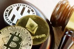 رمزارزها میان خلأ قانون و هشدار رسمی؛ وقتی هزینه غیرمجاز بودن را کاربران می‌دهند