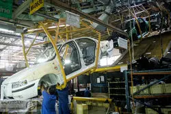 بررسی روند سهام ایران خودرو / الگوی سروشانه دیده می‌شود؟