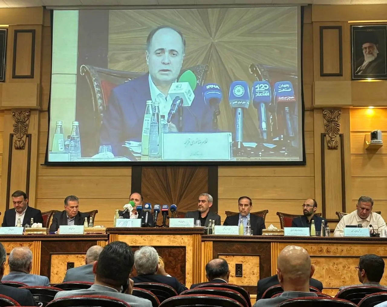 وزیر جهاد کشاورزی: با کمترین سرمایه‌گذاری می‌توان کشاورزی را متحول کرد