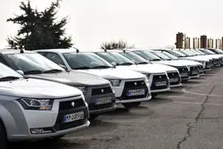 آخرین قیمت خودروهای داخلی و وارداتی امروز سه‌شنبه 11 آذر 1404/ این خودروی داخلی امروز ۶۰ میلیون گران‌تر شد