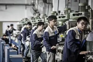 PMI چین بالاتر از انتظار؛ صادرات پیشرفته همچنان پیشران رشد اقتصاد
