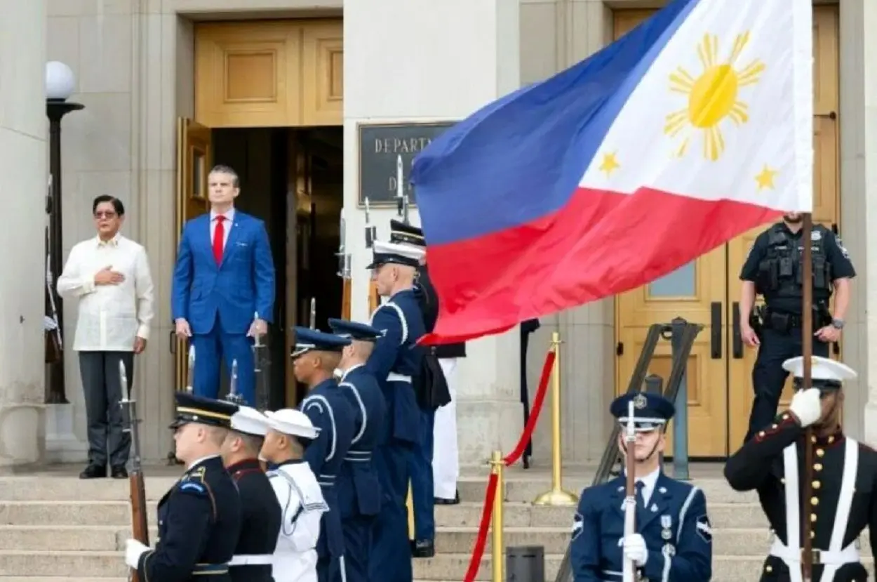 وعده آمریکا به فیلیپین برای تقویت بازدارندگی در مقابل چین