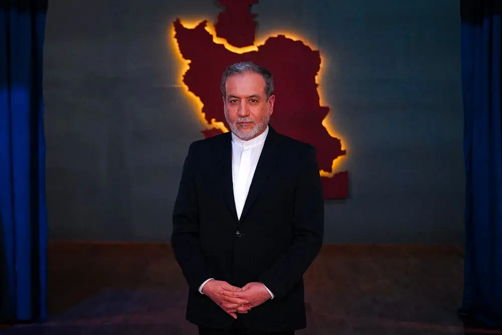 عراقچی: آماده‌ایم وارد مذاکرات سازنده و بدون تاخیر در خصوص برنامه‌ هسته‌ای شویم