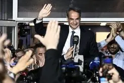 واکنش تند تهران به مانور فرماندهان غربی/ احضار سفیر سوئیس/ زلزله سیاسی در مهد دموکراسی