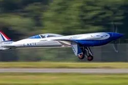 بنز سریع‌ترین هواپیمای برقی جهان را تولید می کند

