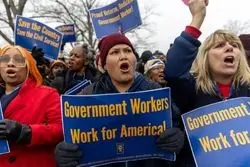 مرخصی اجباری هزاران کارمند آمریکایی در پی تعطیلی دولت ترامپ