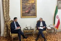 تاکید تخت روانچی بر حفظ تمامیت ارضی ارمنستان/ پایبندی ایران بر موضع خود درباره تغییرناپذیری ژئوپلیتیک منطقه