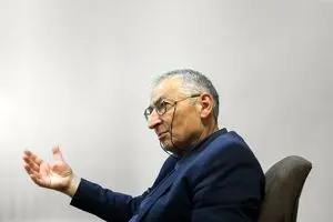 زیباکلام: جنگ جدیدی رخ نمی دهد مگر اینکه.../ اسرائیل به صراحت از نابودی جمهوری اسلامی سخن نگفته اما شعارها و اعمال ایران در مقابله با اسرائیل بوده است
