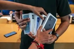 رفع مشکل مسدودی 12 هزار آیفون به زودی