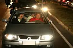 مردم این کشور برای محصولات ایران خودرو و سایپا سر و دست می شکنند