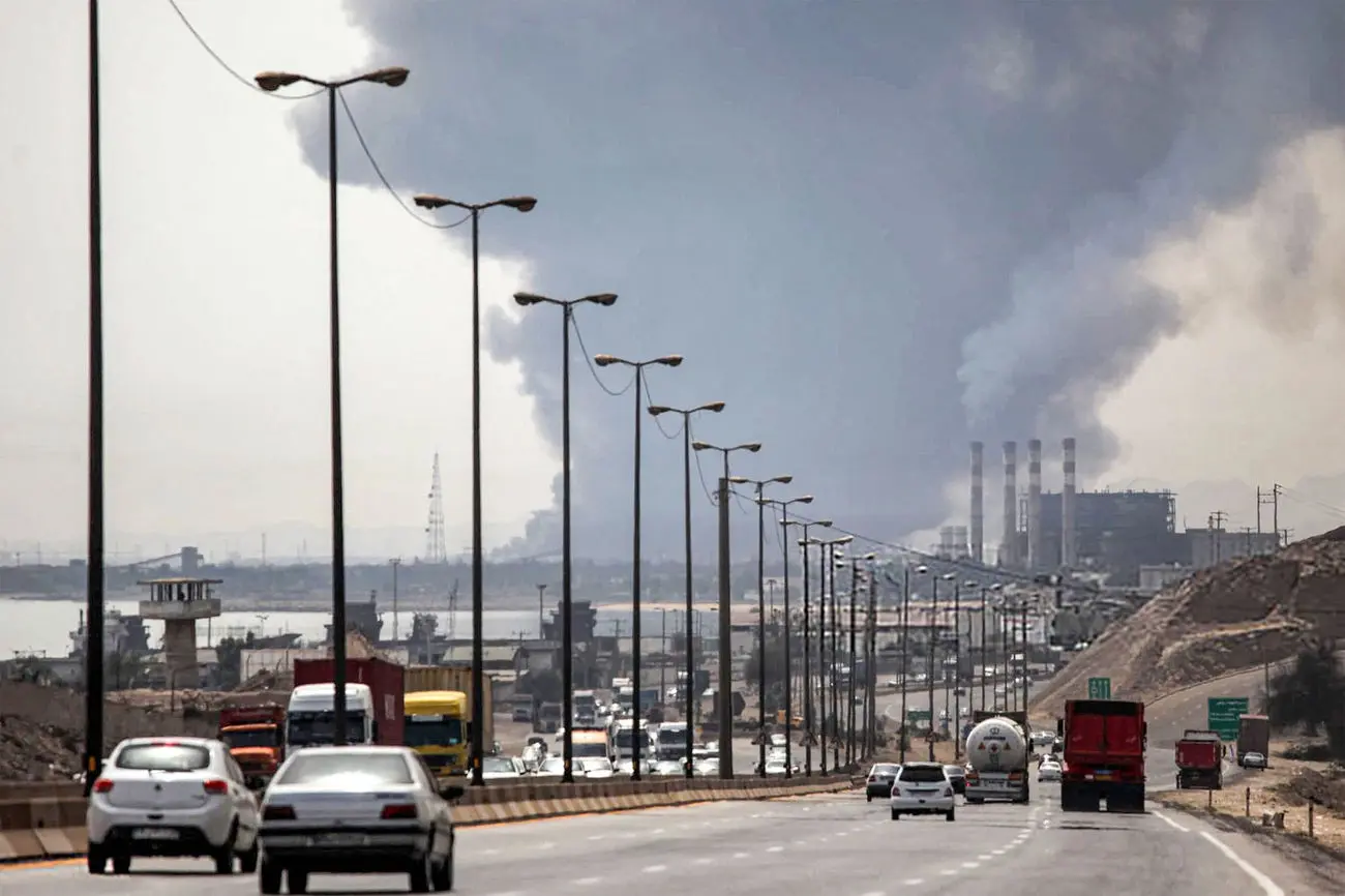 بندر شهید رجایی تنها ۸ درصد از واردات کالای اساسی را به خود اختصاص می‌دهد