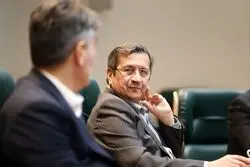 ببینید/ اولین تصاویر همتی در بانک مرکزی/ فرزین از او استقبال کرد