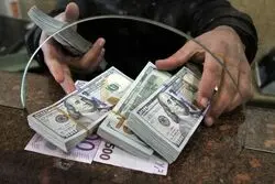 ساز ناکوک قیمت طلای آبشده: در بازار دلار و سکه چه خبر است؟