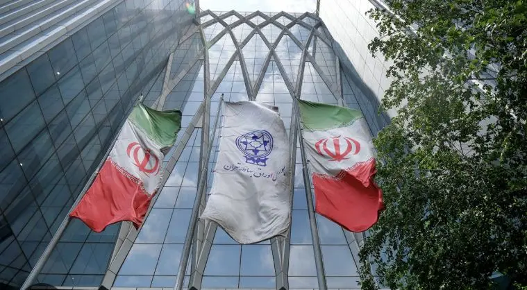 اصلاح کوچک در روند شاخص‌ها؛ حجم معاملات کاهش یافت