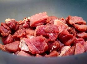 دفاع از افزایش قیمت گوشت قرمز