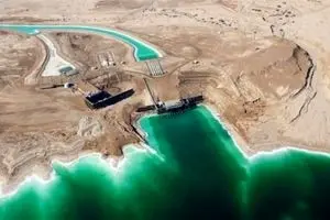 انتقال آب دریا به شهرهای مرکزی چقدر هزینه دارد؟