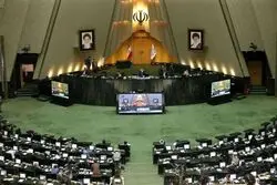 ۶ برنامه مهم مجلس برای حمایت از بورس/ بازار توافقی ارز بازار سرمایه را رونق می‌دهد