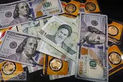 بازار ارز و سکه اتوبوسی شد/ استقبال ارزی ایران از پوتین