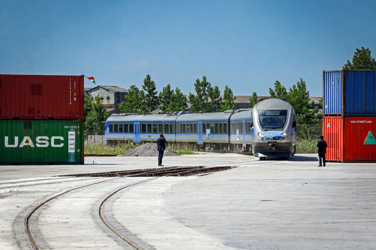 ٣۴ کیلومتر از راه آهن رشت آستارا به روس‌ها تحویل شده است