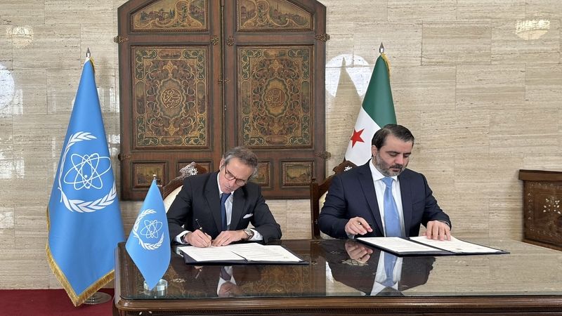 گروسی: تهران و واشنگتن خواهان توافقند/ ایده‌هایی فراتر از کنسرسیوم وجود دارد 