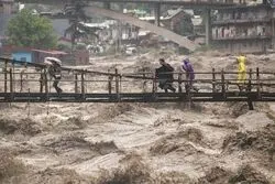 سیل در نپال و هند جان 70 نفر را گرفت