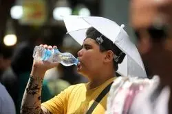 گرمای هوا در کشور عادی است؟