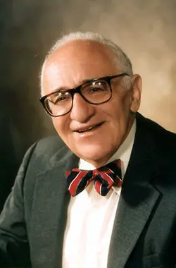 تأملی در باب نسبت میان قانون طبیعی و حقوق طبیعی