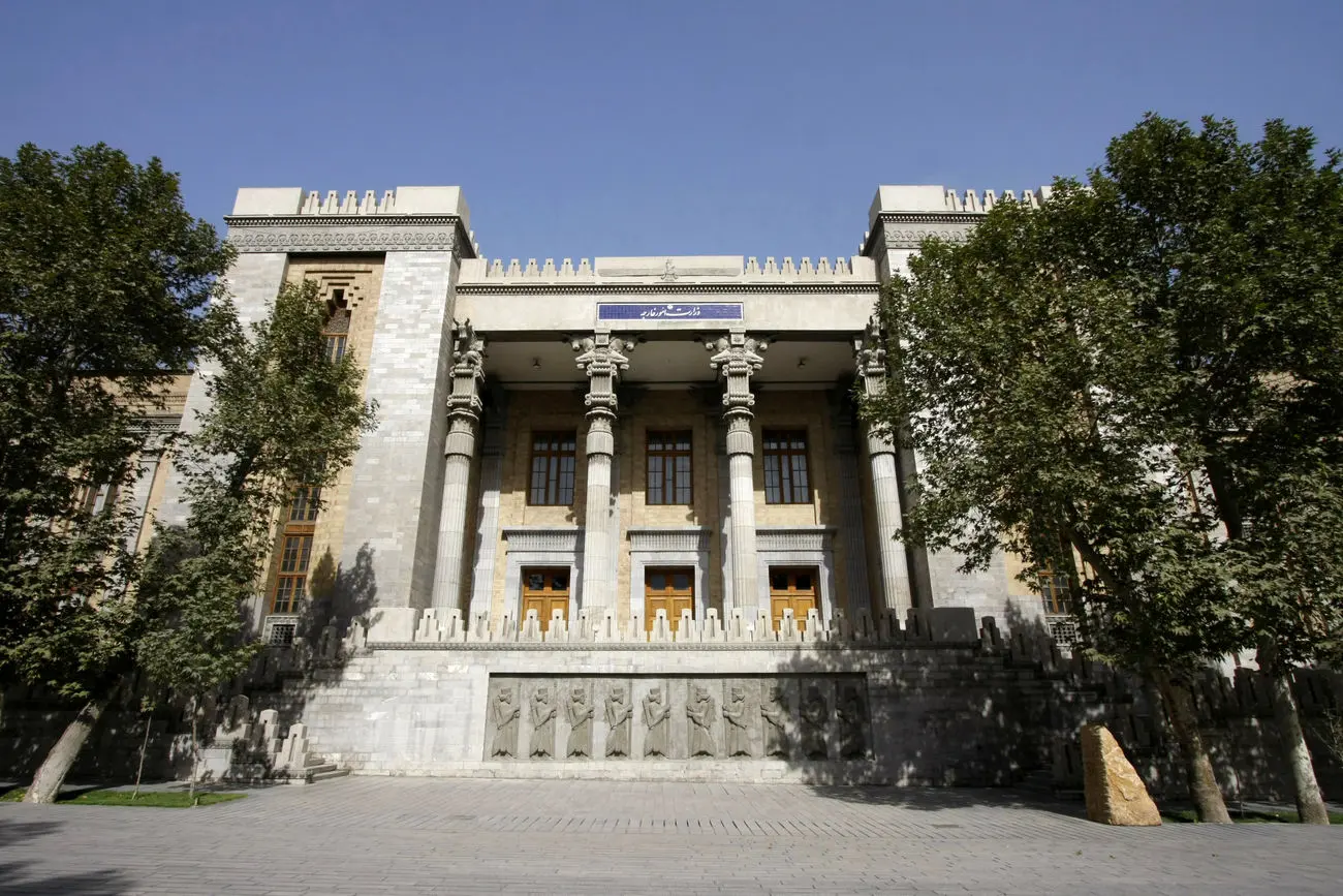 وزارت خارجه ایران بیانیه صادر کرد؛ دلیل تردید ایران درباره مذاکرات اعلام شد 