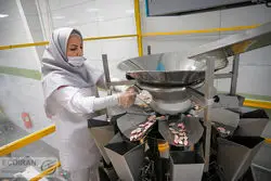 زنان سنتی در مشاغل صنعتی