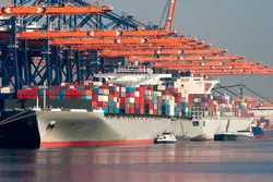 محصولات پتروشیمی‌در صدر صادرات 9 ماهه کشور/ رکوردزنی پروپان مایع شده + نمودار