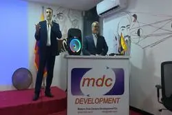 استقبال شعرا، هنرمندان، دانشگاهیان و رسانه های ونزوئلا از برگزاری روز جهانی حافظ در کاراکاس