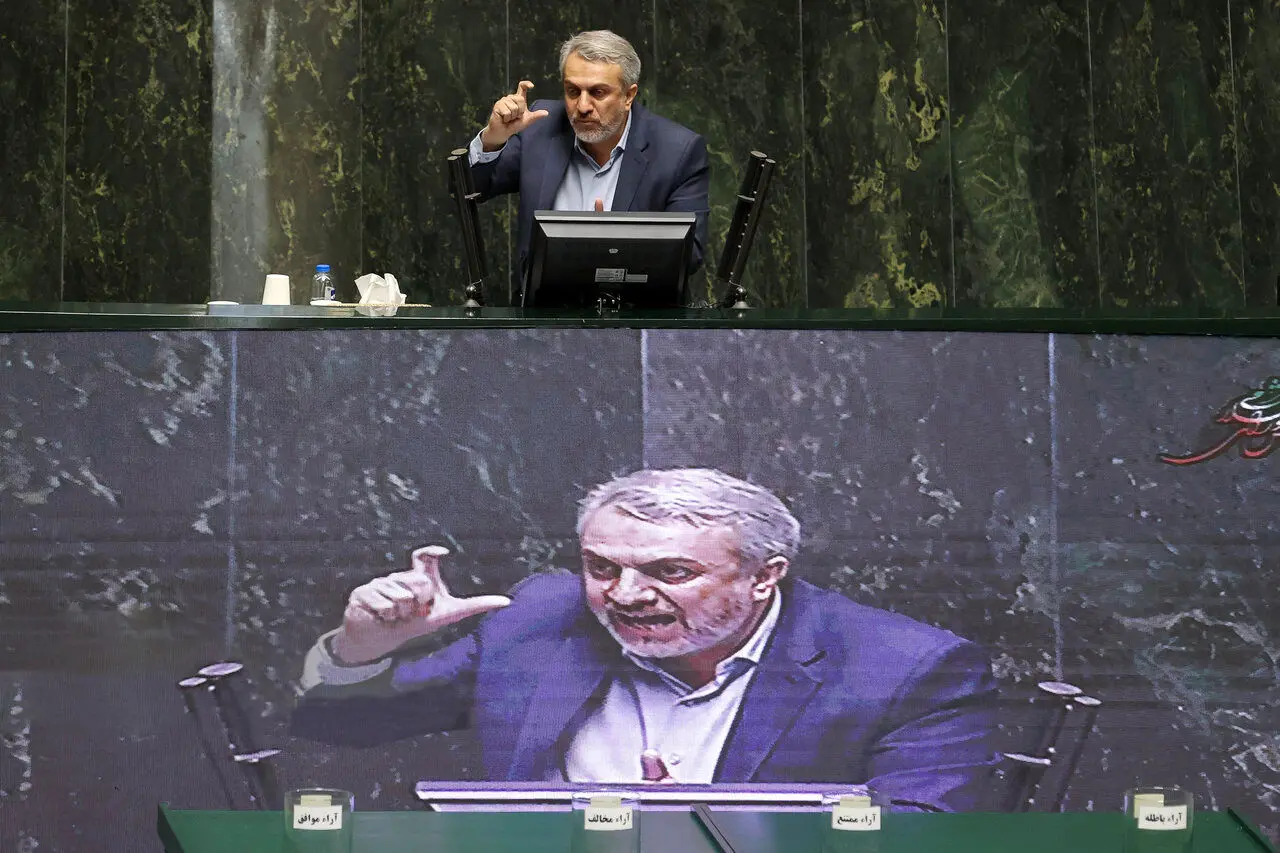 ماجرای کتک خوردن معاون وزیر صمت / فاطمی‌امین: آلوده به فساد نشده‌ام؛ مگر اینجا قتلگاه است؟