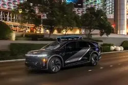 رونمایی از لوکس‌ترین تاکسی اینترنتی رباتیک + عکس