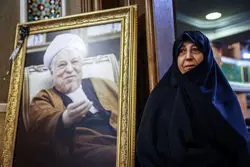 فاطمه هاشمی: بعد از فوت بابا ، خون بابا گم شده/ درباره آلودگی رادیواکتیو به ما کلک زدند/ بابا بی بی سی، من و تو و صدای آمریکا را دنبال می کردند